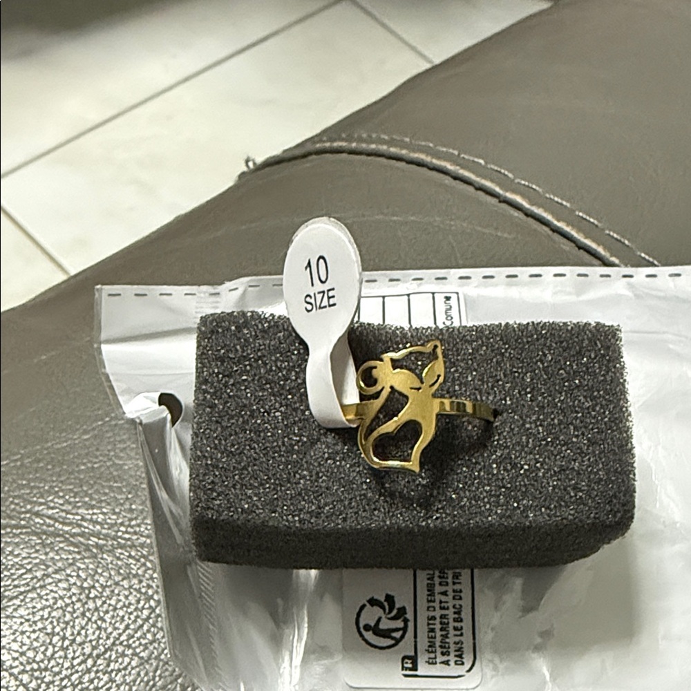 Gold Cat Silhouette Ring - Women Accessories